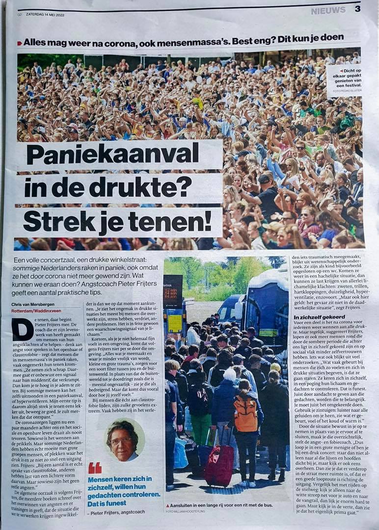 drukke mensen massa's paniek oplossen